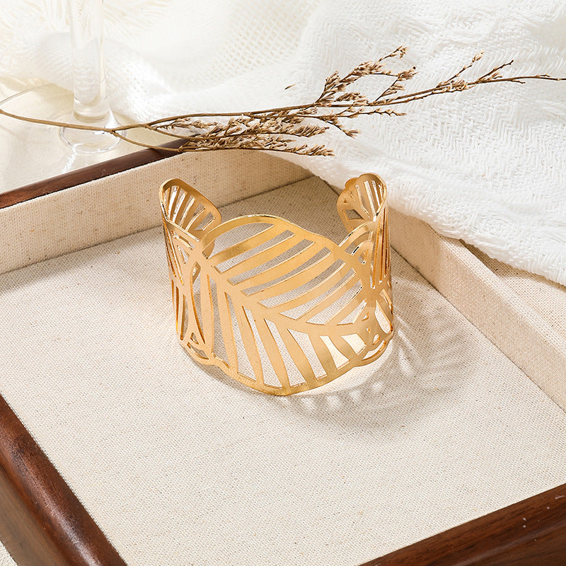 Leafy Chic Metal Bracelet with Irregular Cutout Design