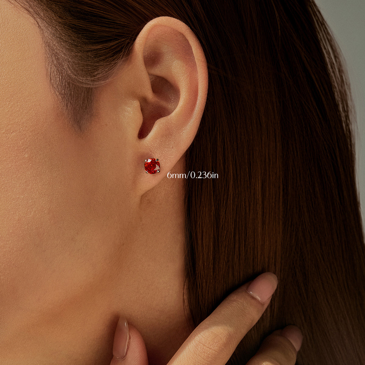 925 Sterling Silver Red Rose-Cut Zircon Cartilage Stud