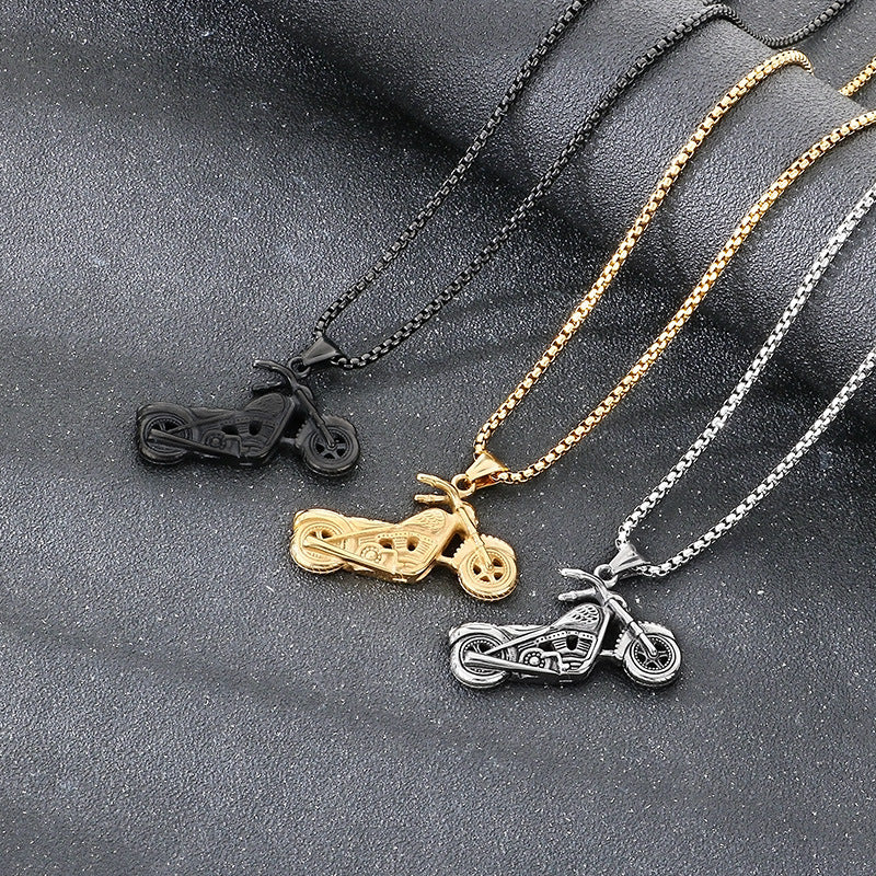 Planderful Skull Motorcycle Pendant For Men Titanium