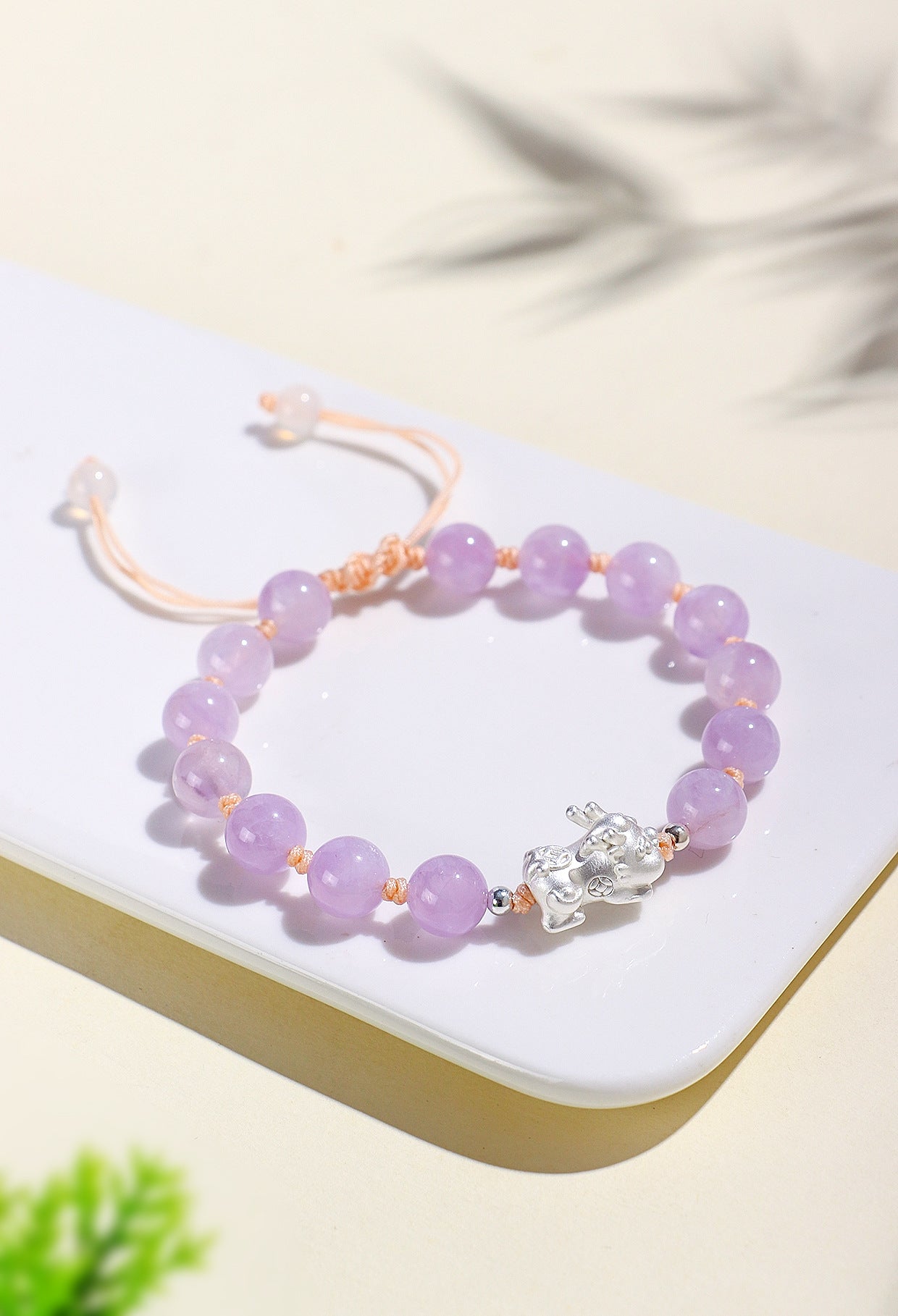 Planderful Fortune's Favor Bracelet – Fresh and Sweet Strawberry Crystal Design