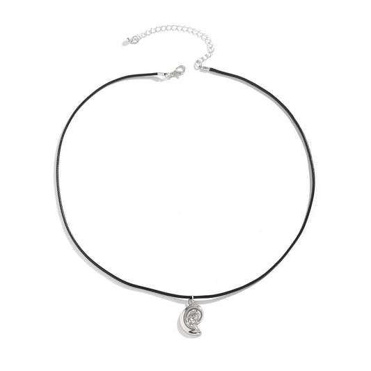 Dark Ocean Breeze Starfish Necklace with Irregular Five-pointed Star Pendant