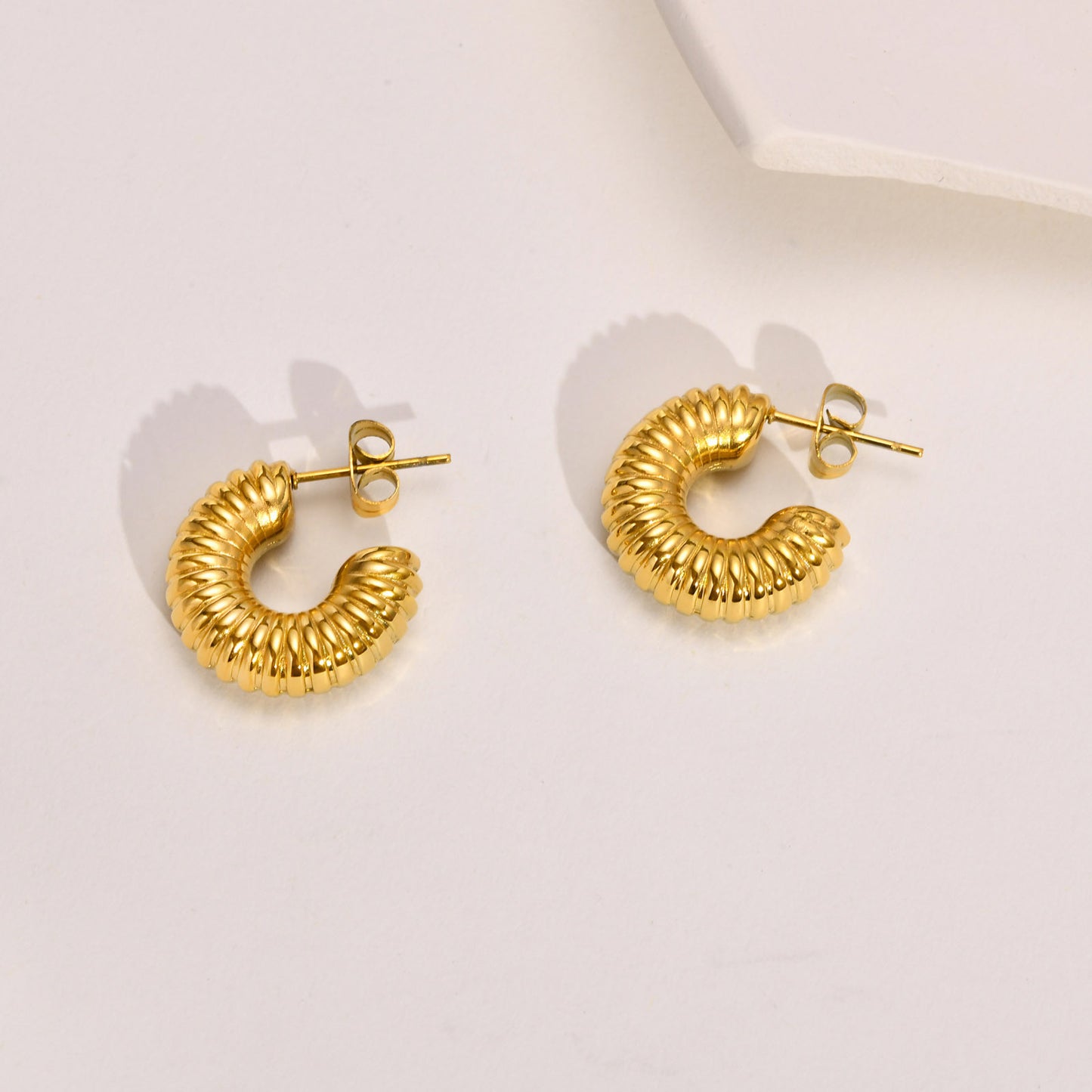 Titanium Steel Hollow Earrings Golden C-Shaped Jewelry Wholesale