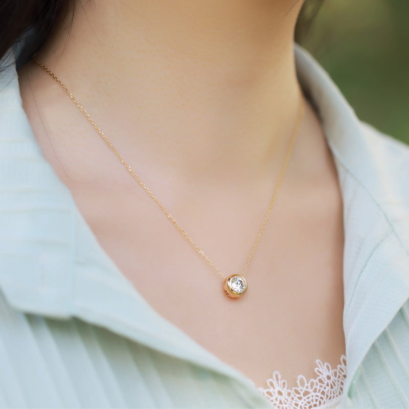 S925 Sterling Silver Moissanite Round Pendant Necklace