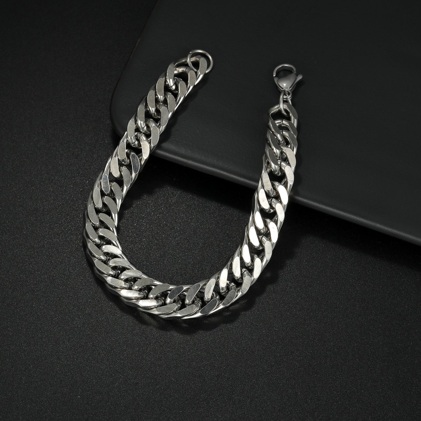 Planderful Everyday Genie Titanium Steel Cuban Chain Bracelet Unisex Hip Hop Punk Style Bold Statement Jewelry