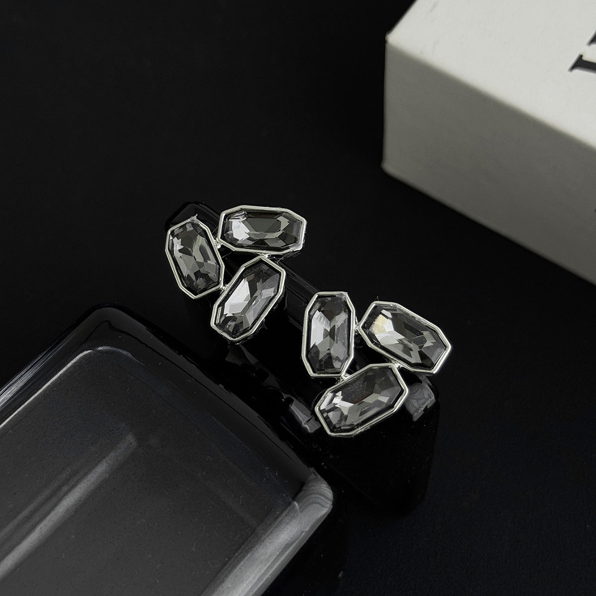 Planderful Vienna Verve Geometric Acrylic Stud Earrings Irregular Splicing Statement For Modern Women