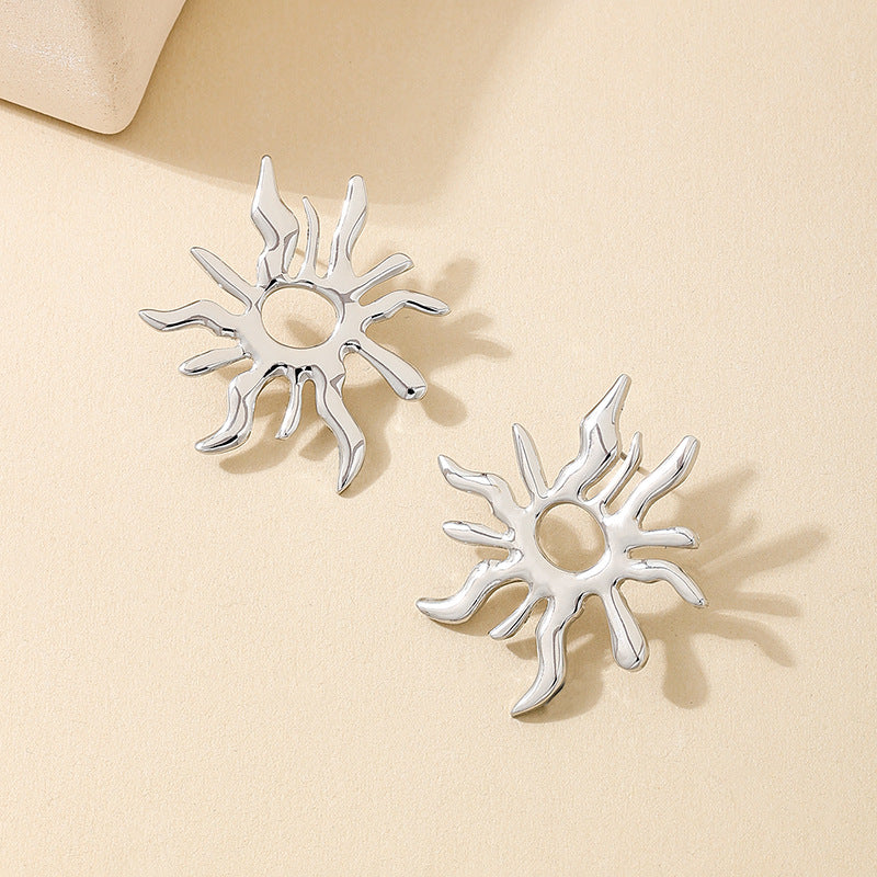 Planderful Vienna Verve Earrings – Elegant French Retro Metal Design