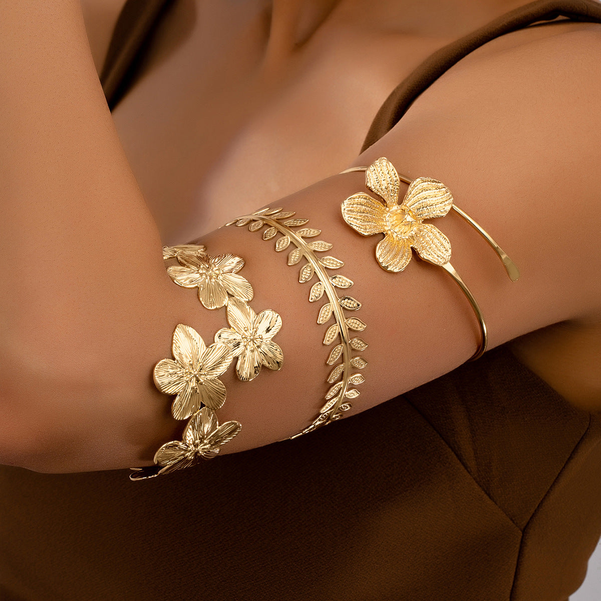 Planderful Vienna Verve Stud Flower Leaf Arm Ring Set – Elegant and Fashionable Design