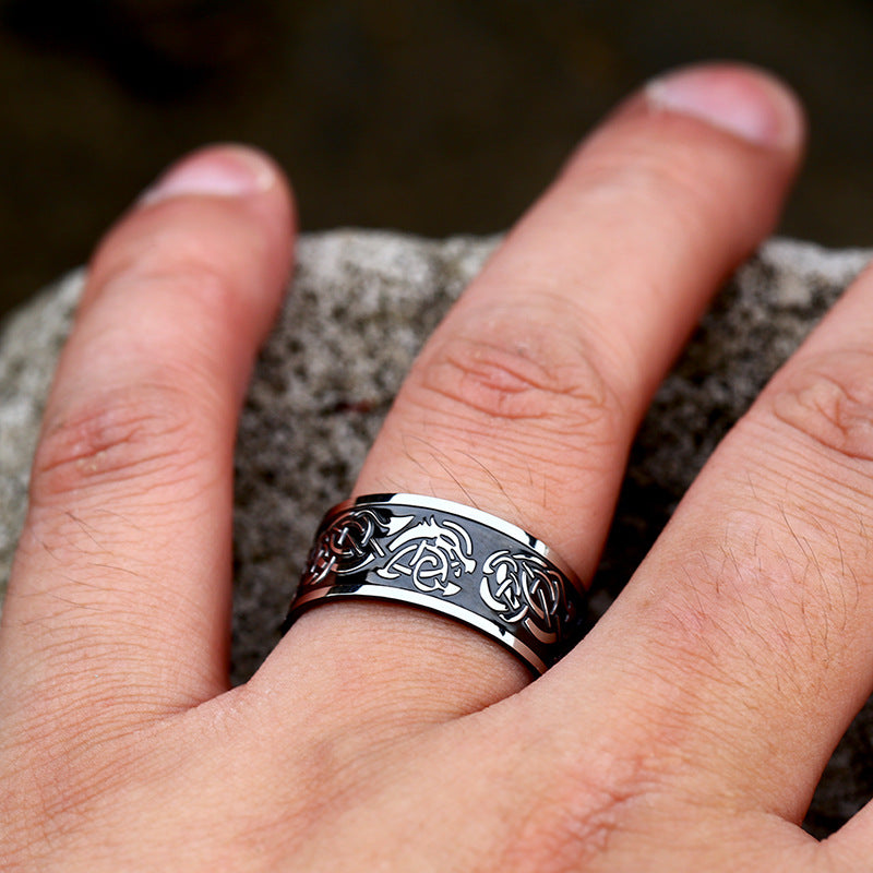 Stylish Titanium Steel Retro Unisex Ring - Japan & South Korea Inspired Fashion Jewelry for Men and Women