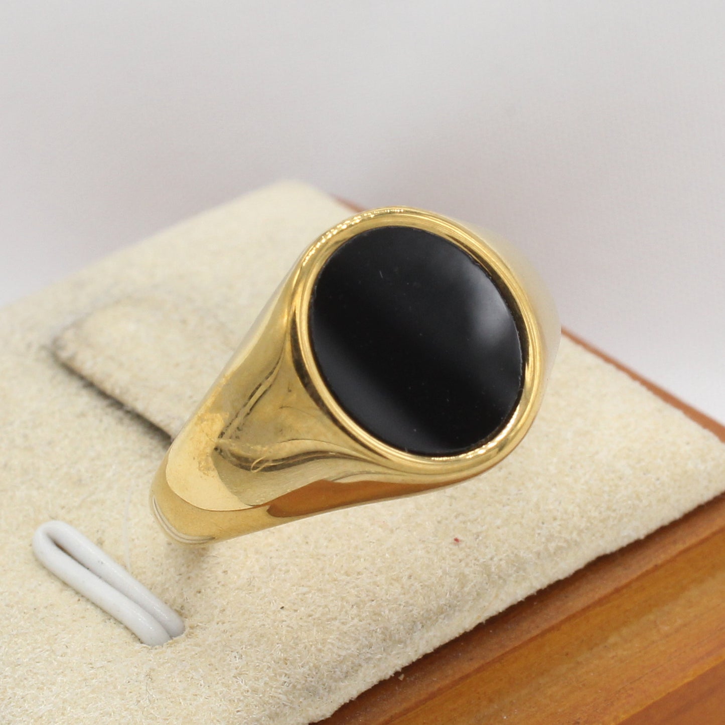 Planderful Everyday Genie Black Gemstone Men's Titanium Steel Ring – Fashionable and Simple Oval Design