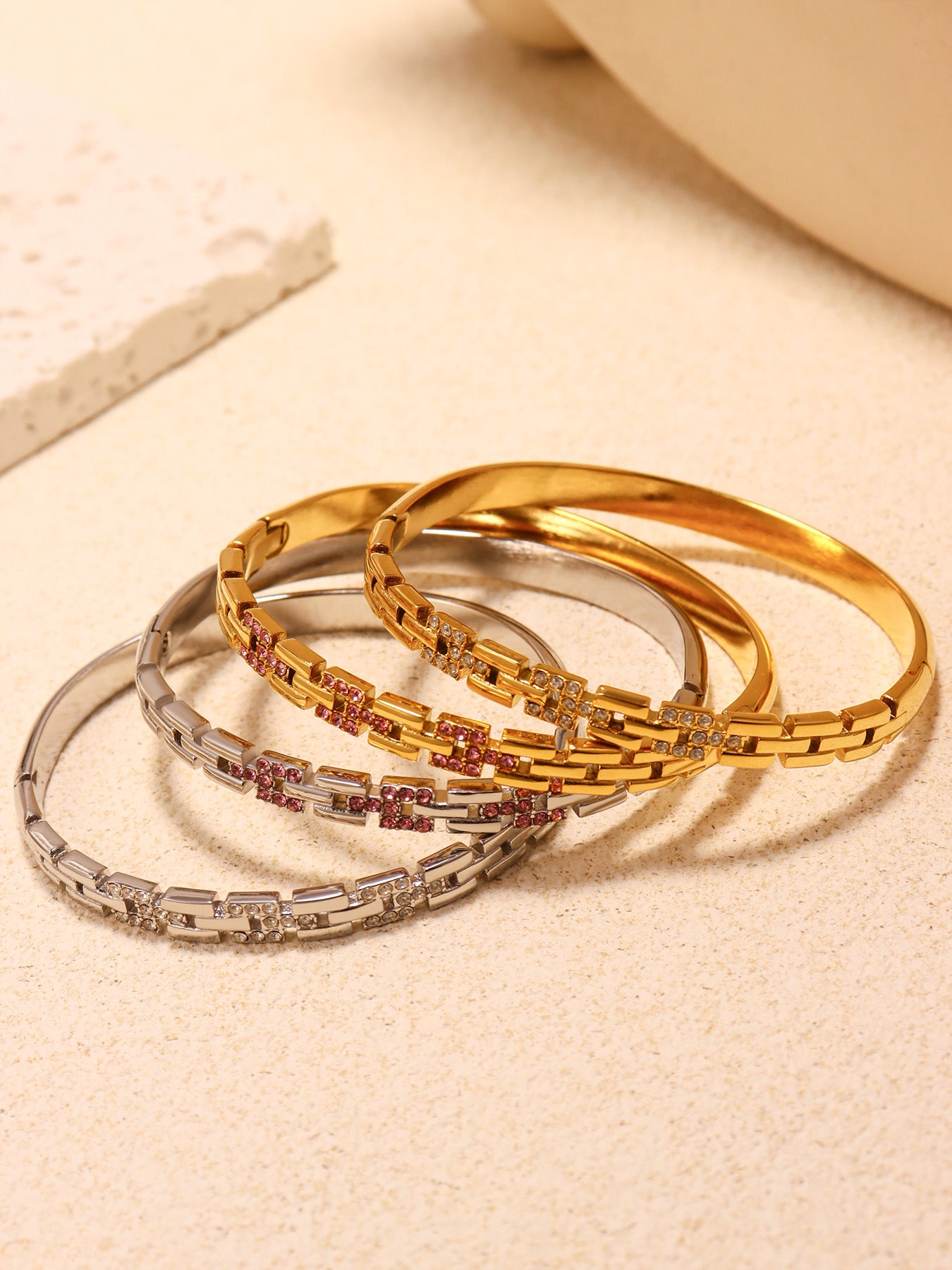 Planderful Zircon Buckle Bracelet Gold Plated For Women