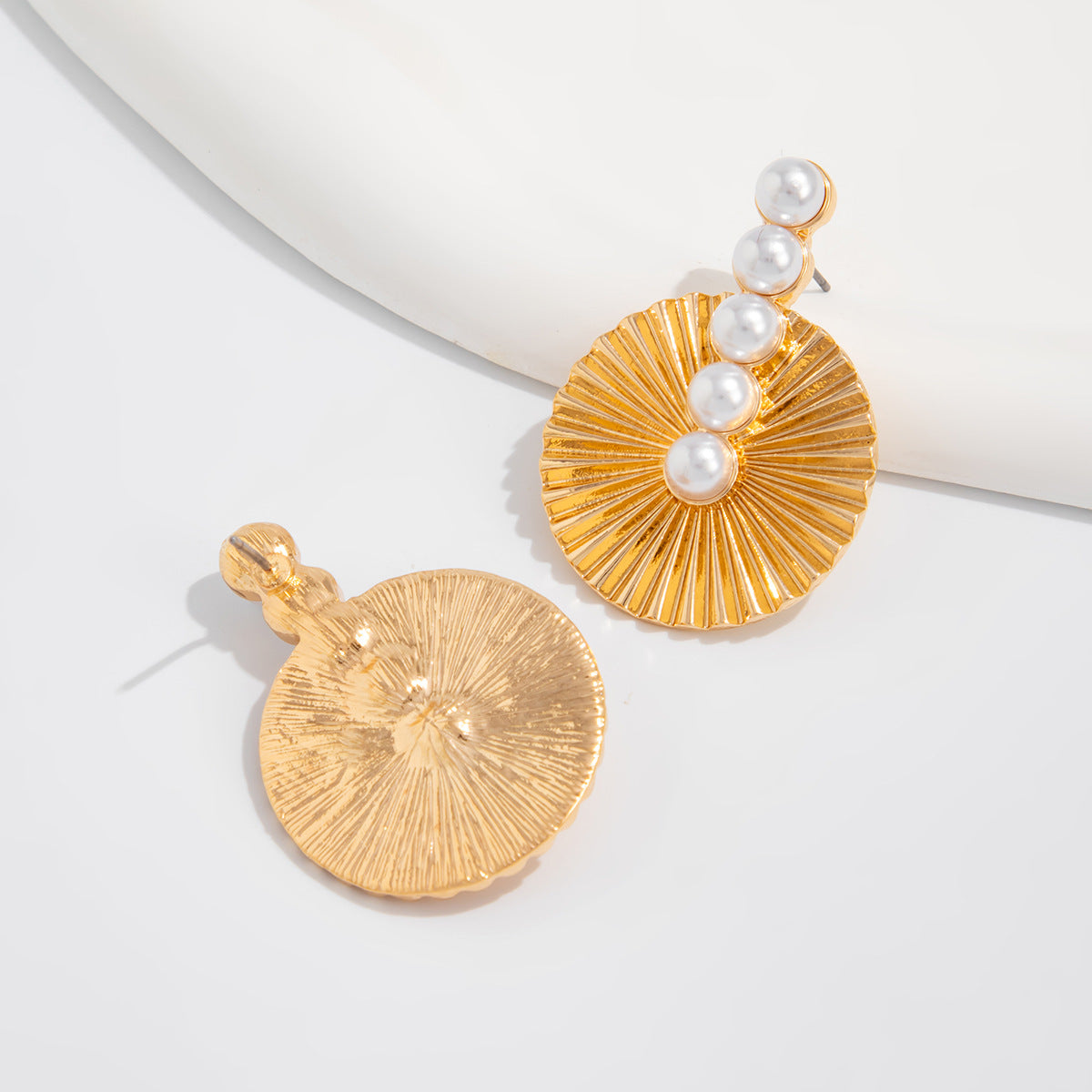 Planderful Vienna Verve Earrings – Elegant Sunflower Design