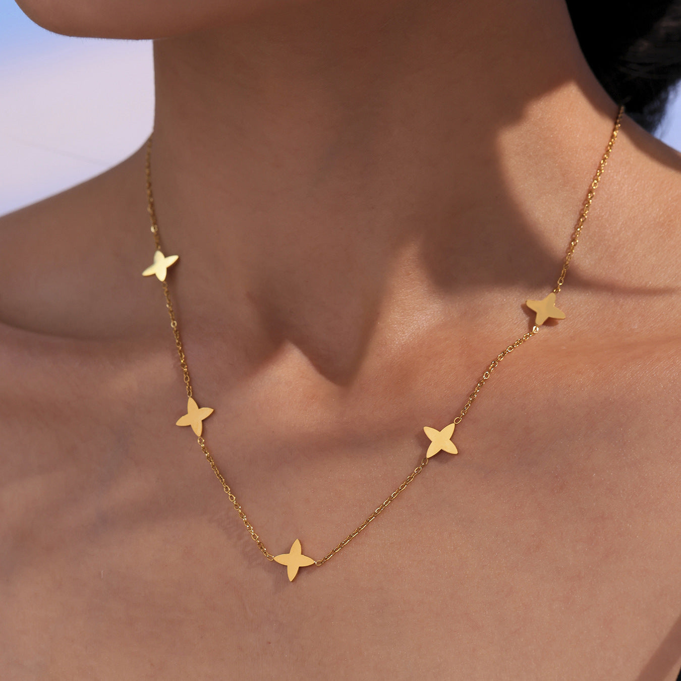 Planderful Zircon Collarbone Necklace Four Leaf Flower Women