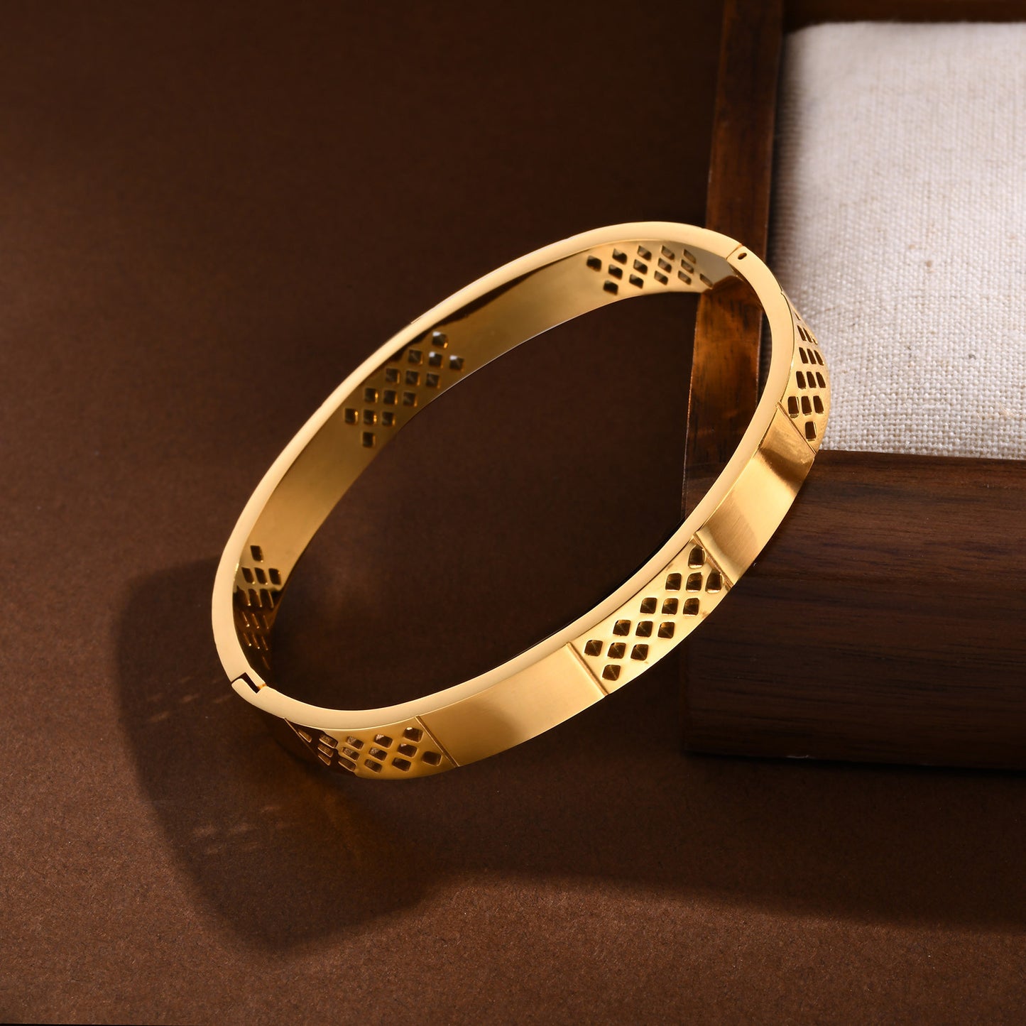 Hip Hop Men's Stainless Steel Hollow Glossy Bracelet Gold Black Steel