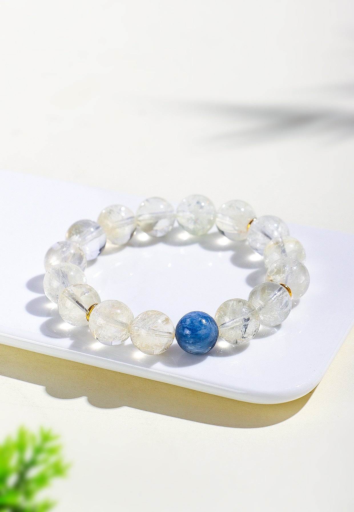 Planderful Fortune's Favor Bracelet – Elegant Natural Kyanite Design