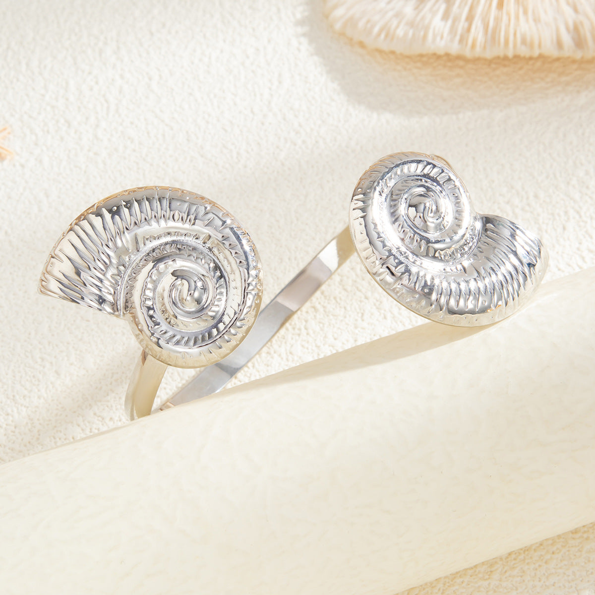 Planderful Vienna Verve Bracelet – Elegant Ocean Inspired Design