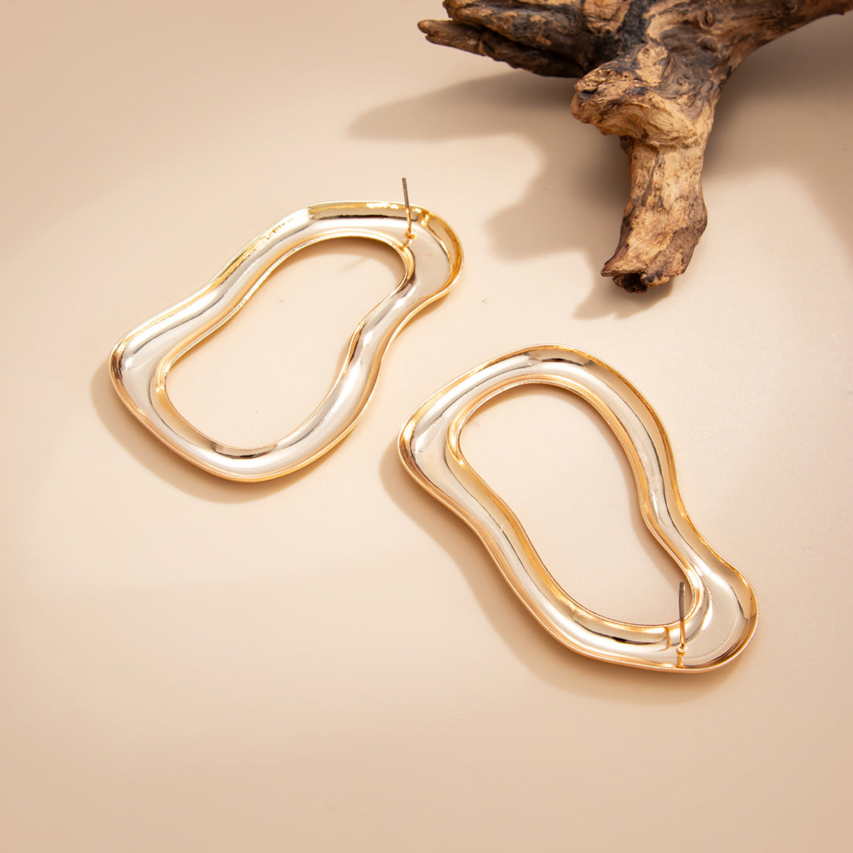 Snake Shaped Exaggerated Long Twist Earrings Planderful Vienna Verve For Women Hollow Geometric Statement