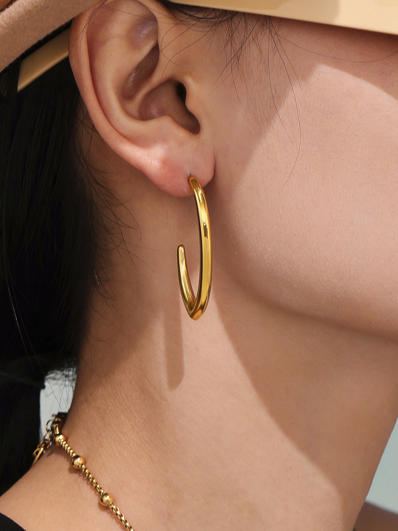Planderful Minimalist C Shaped Earrings 18K Gold For Women