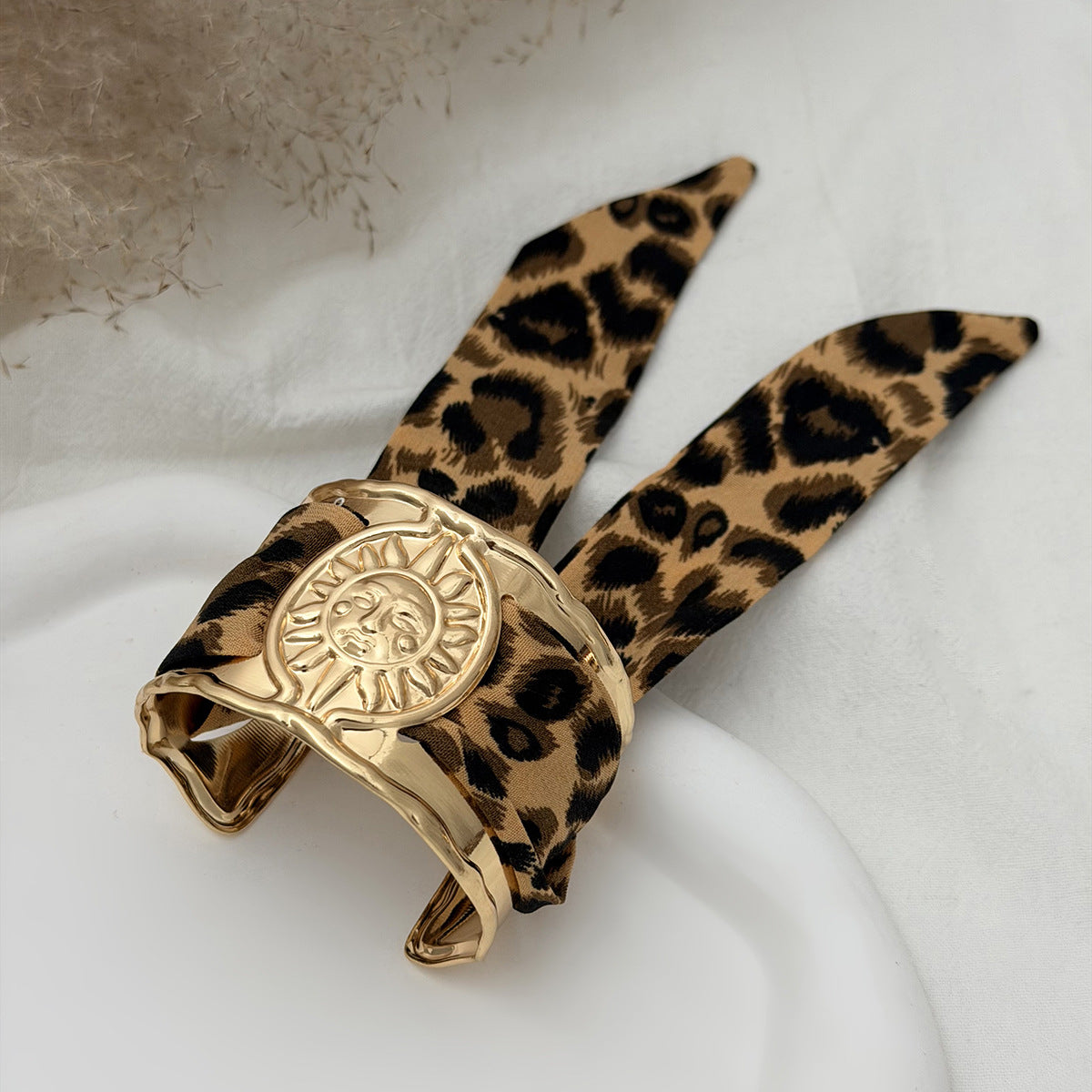 Planderful Silk Scarf Opening Bracelet Vintage Retro Gold Tone For Women Starfish Flower Engraved