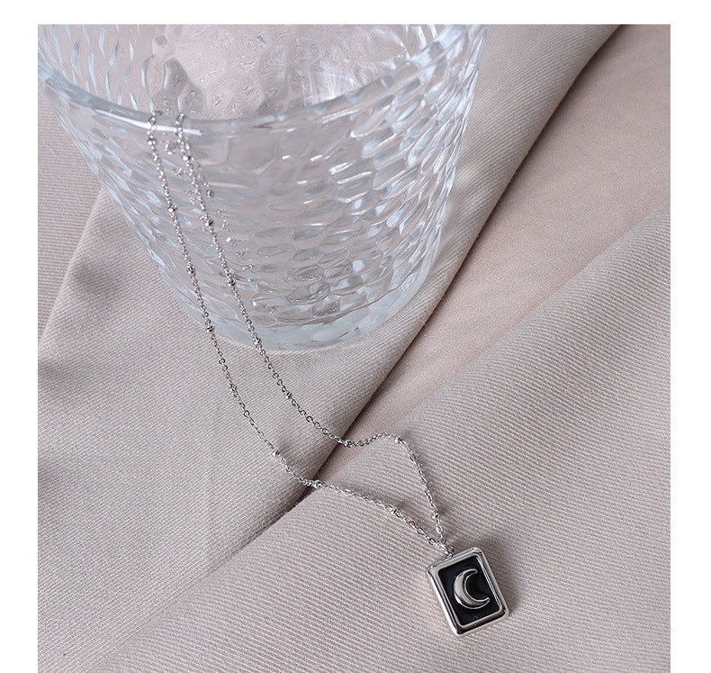 European and American Moon Pendant Necklace - Stylish Titanium Steel Neckchain for Women
