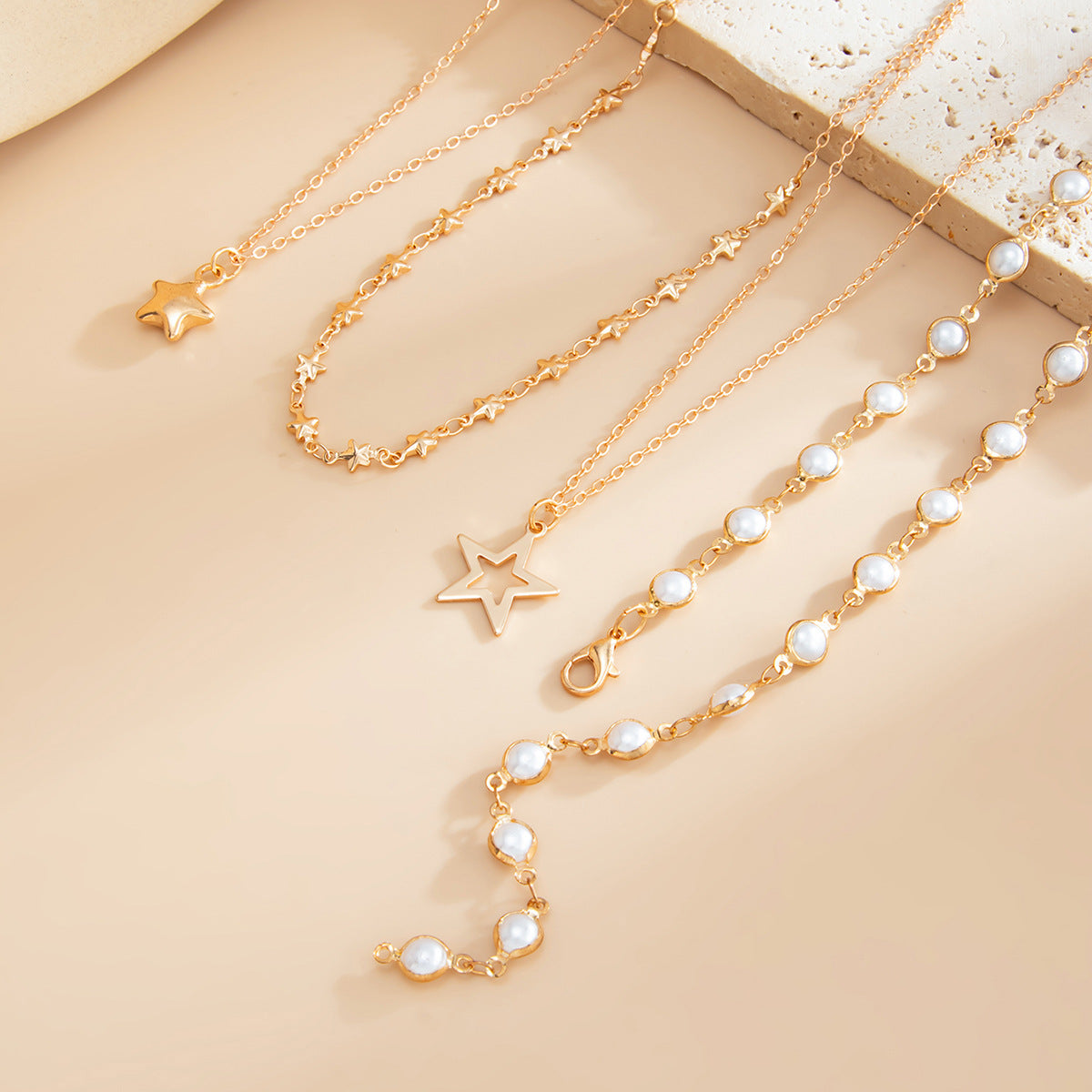 Multi-Layer Tassel Stacked With Y-Shaped Pearl Necklace Hollow Pentagram-Shaped Collarbone