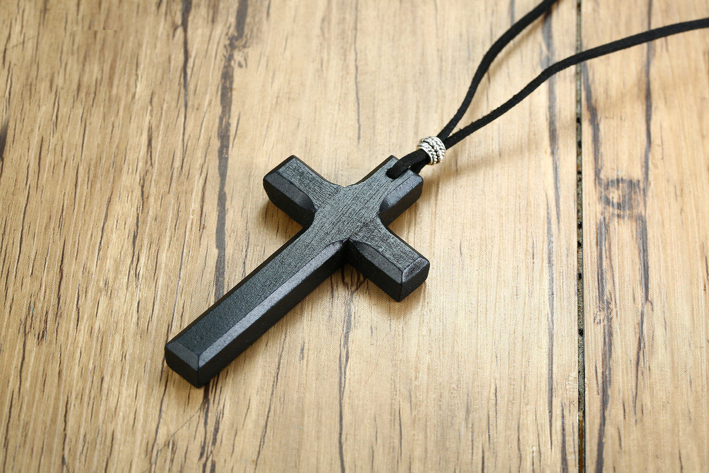 Vintage Hand Fashion Cross Pendant Unisex Wooden Cross for Men