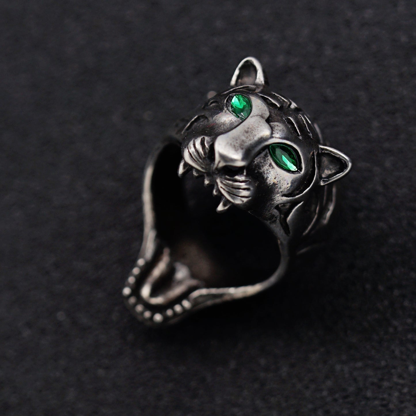 Planderful Stainless Steel Tiger Head Ring Unisex Vintage Retro Style For Men And Women