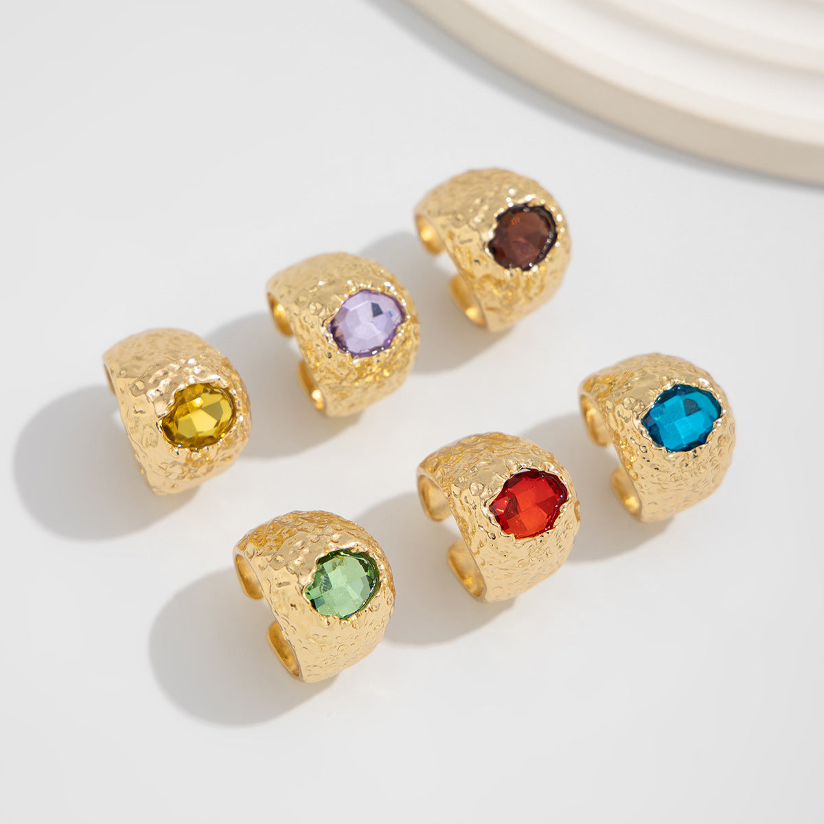 Planderful Vienna Verve Ring – Exaggerated Punk Geometric Design