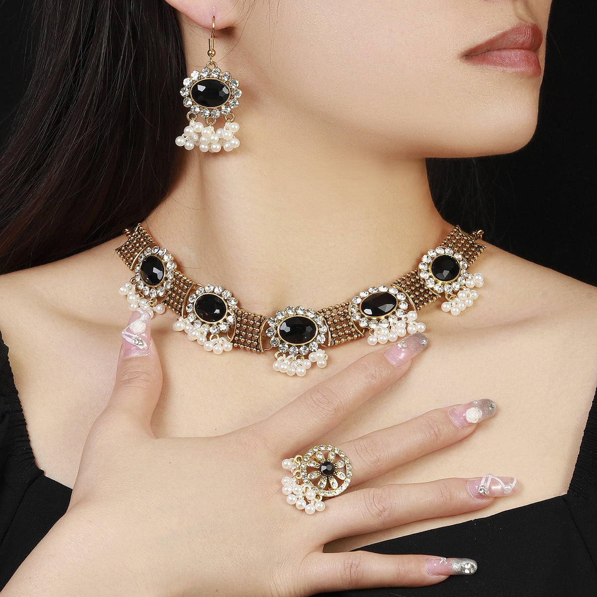 Savanna Rhythms Alloy Jewelry Set with Tassels and Rhinestones