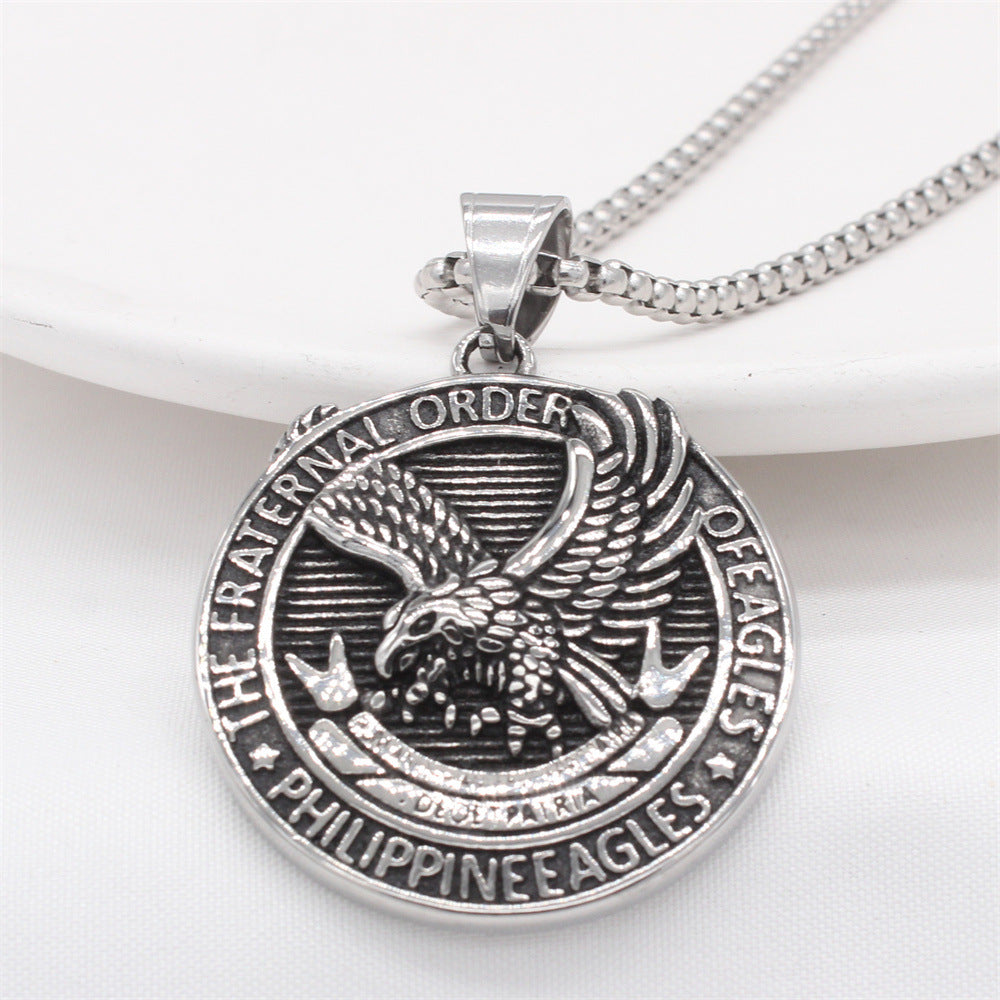 Planderful Everyday Genie – European and American Retro Eagle Men's Titanium Steel Pendant Necklace