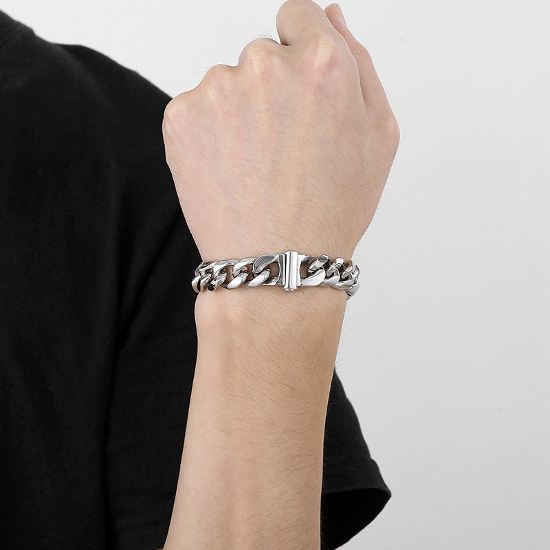 Customizable Hip-Hop Style 13mm Titanium Steel Cuban Chain Necklace for Men with Smooth Surface Finish