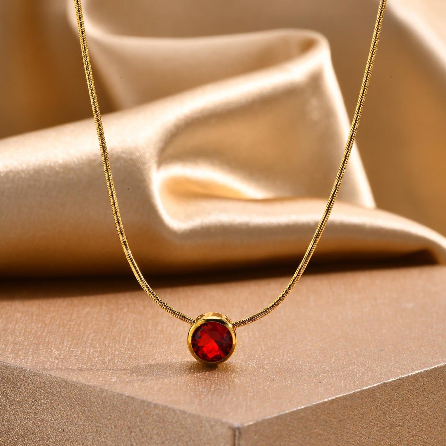 Stainless Steel Green Rhinestone Gold Necklace Women's Fashion Accessories