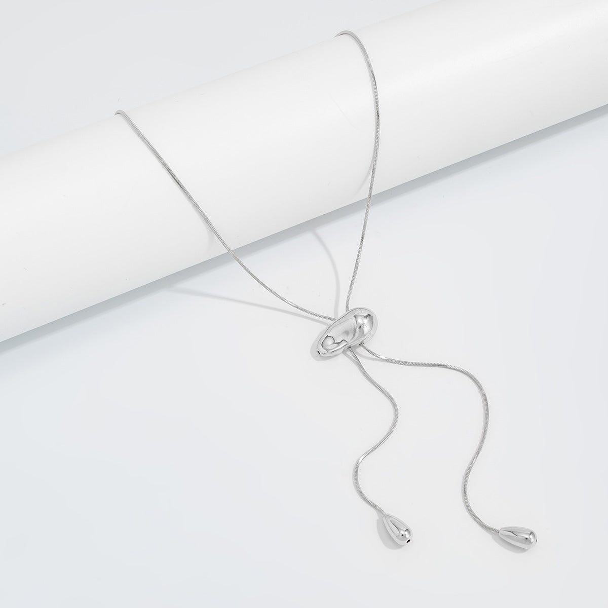 Cold Holiday Wind Fringed Back Chain Water Drop Pendant Necklace