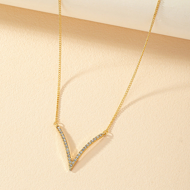 Luxurious Geometric V-Shaped Metal Pendant Necklace - Vienna Verve Edition