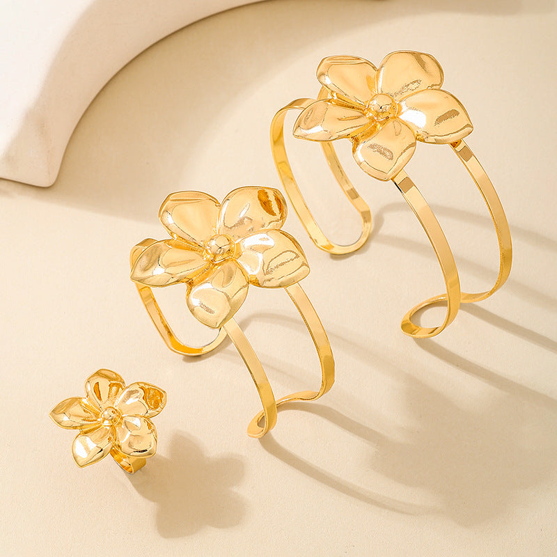 Planderful Vienna Verve Retro Metal Jewelry Set for Women