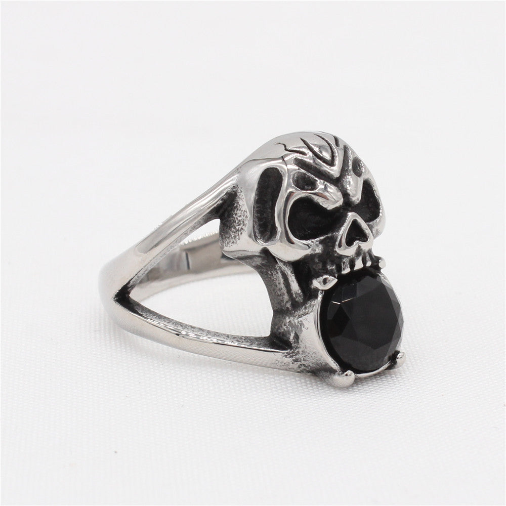 Planderful Titanium Steel Skull Ring For Men And Unisex Jewelry Bold Retro Statement Protection