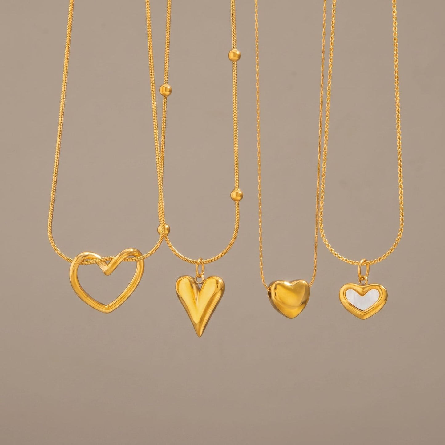Stainless Steel Love Heart Pendant Collarbone Necklace Pvd Gold-Plated