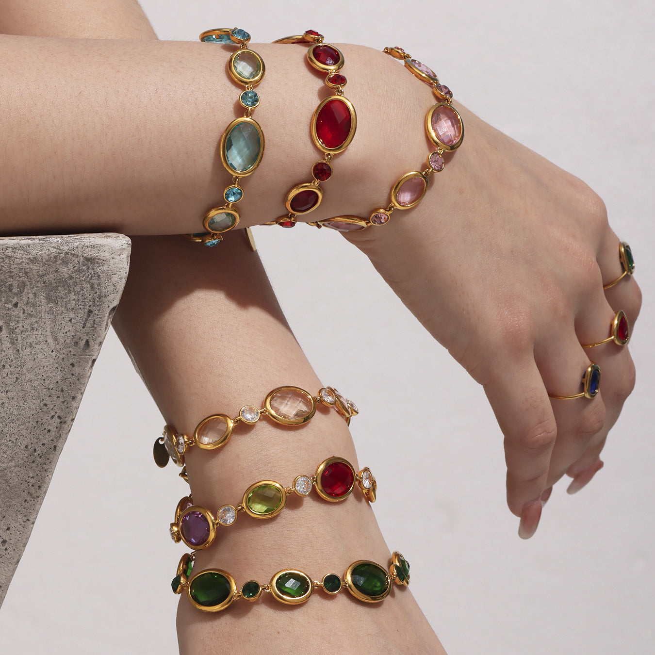 Planderful Dopamine Oval Czech Glass Bracelet For Women