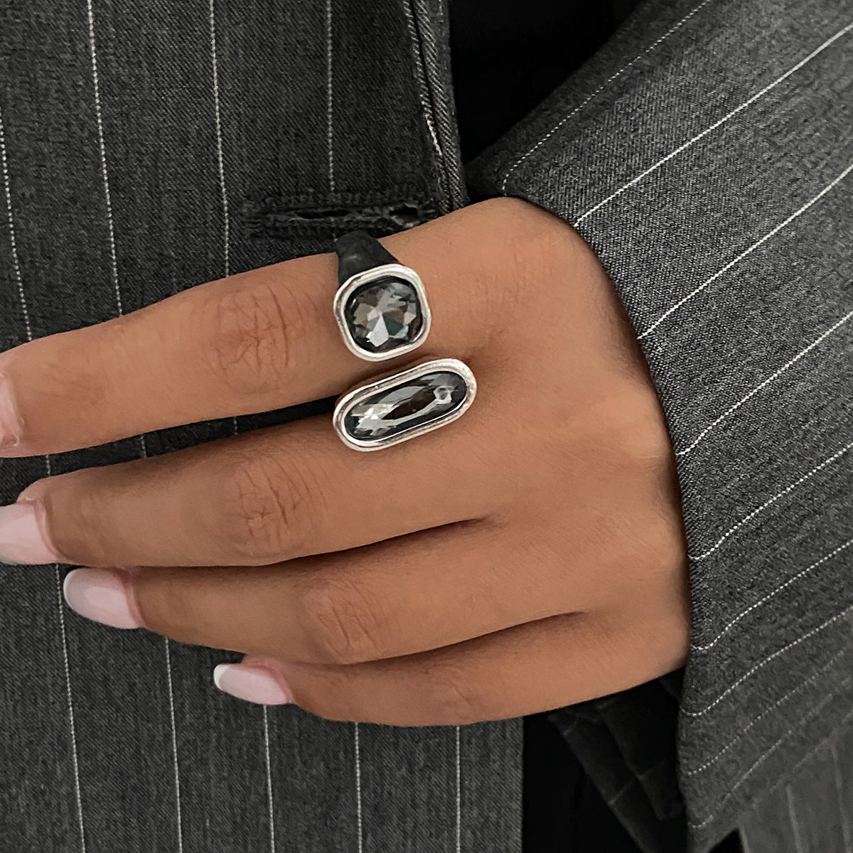 Black Acrylic Ring Planderful Vienna Verve For Minimalist Women Geometric Square Statement Jewelry