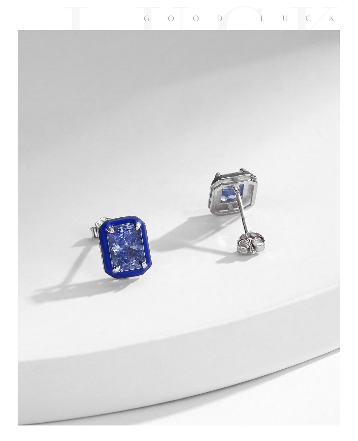 925 Sterling Silver Crushed-Ice Zircon Stud Earrings
