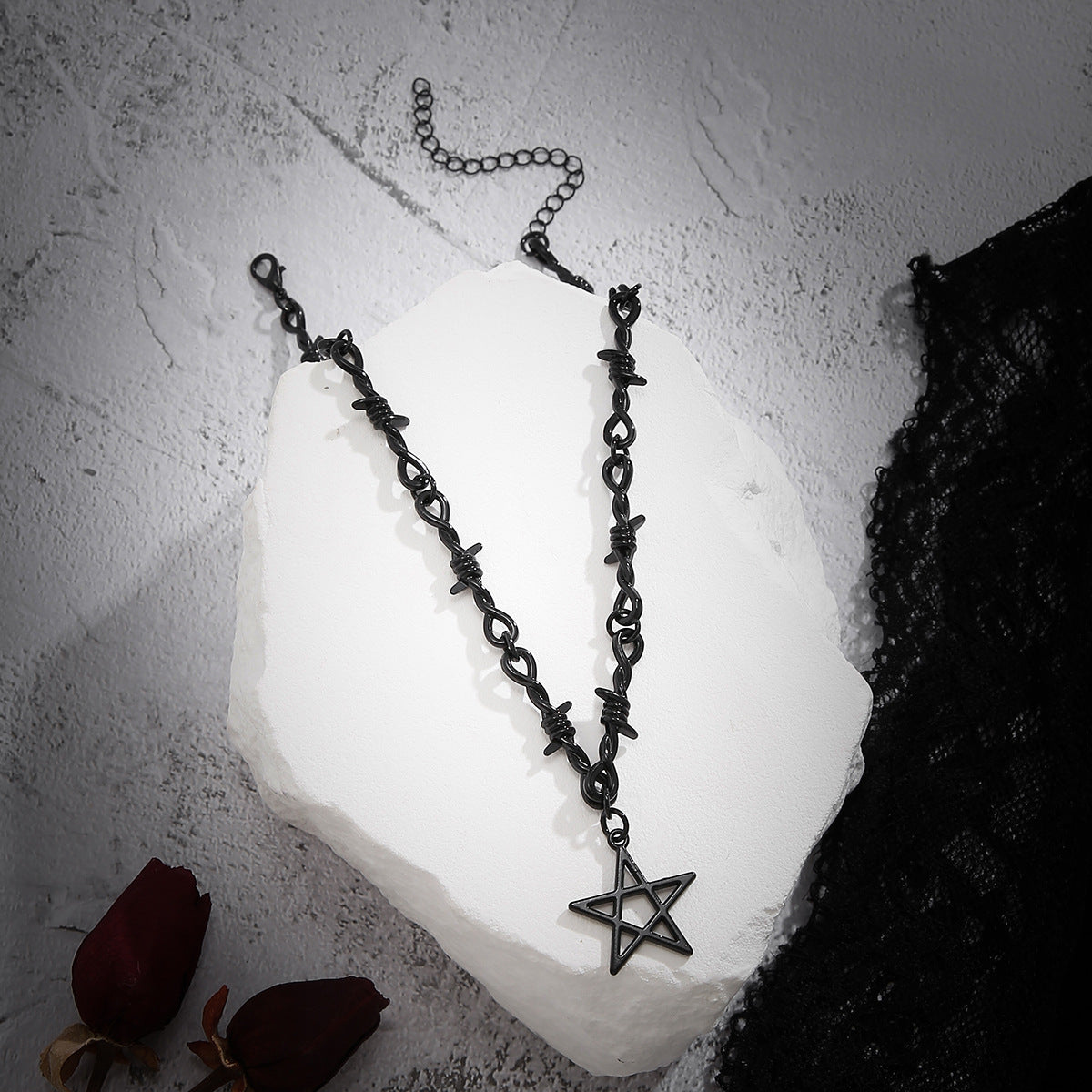 European and American Cross-border Five-pointed Star Spice Girl Collarbone Necklace | Subculture Thorn Personality Sweet and Cool Joker Necklace