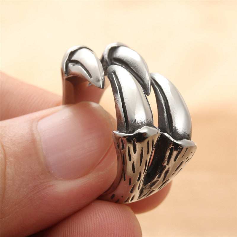 Personalized Retro Titanium Steel Dragon Claw Ring for Men - Trendy Animal Accessories