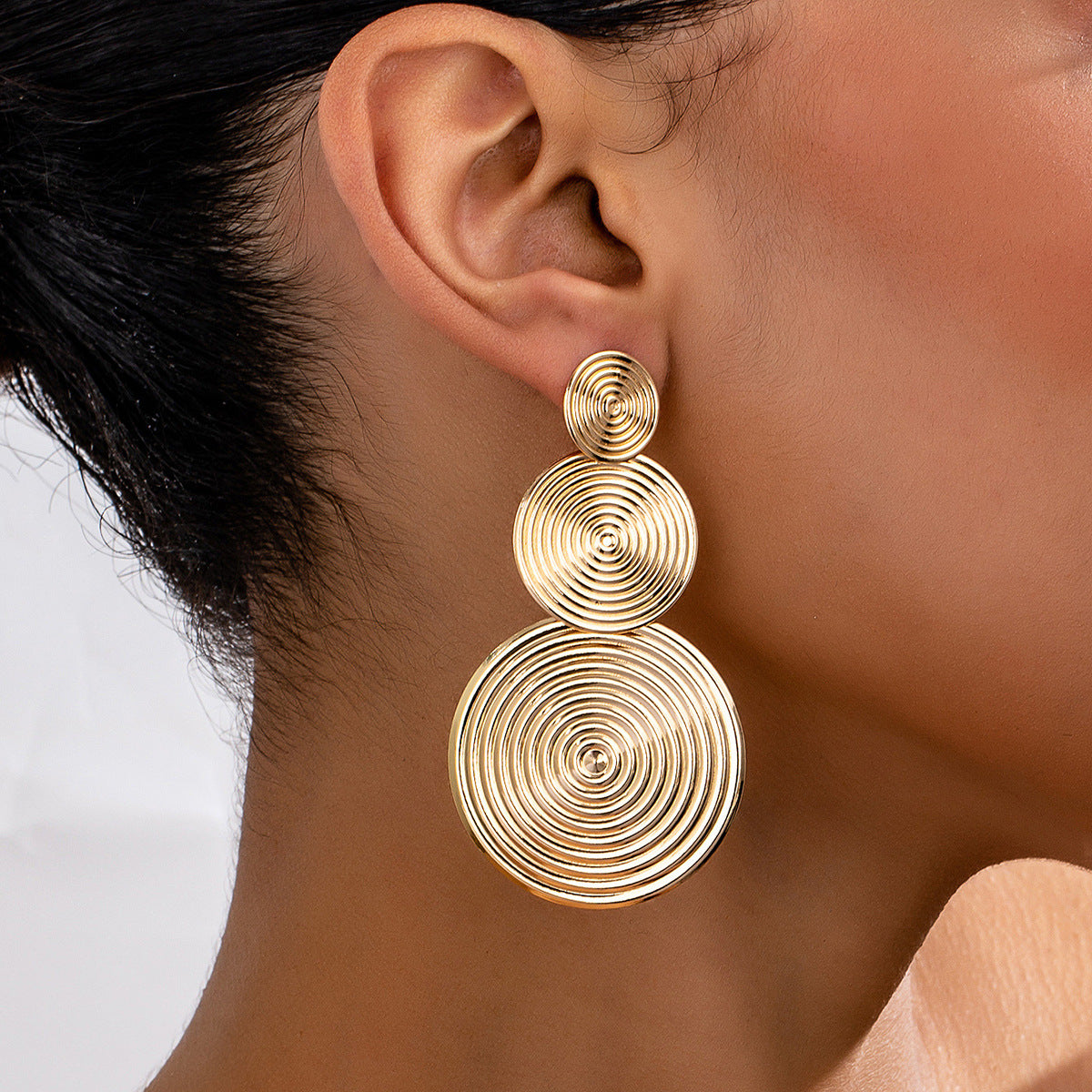 Planderful Vienna Verve Earrings – Fashionable Personalized Metal Design