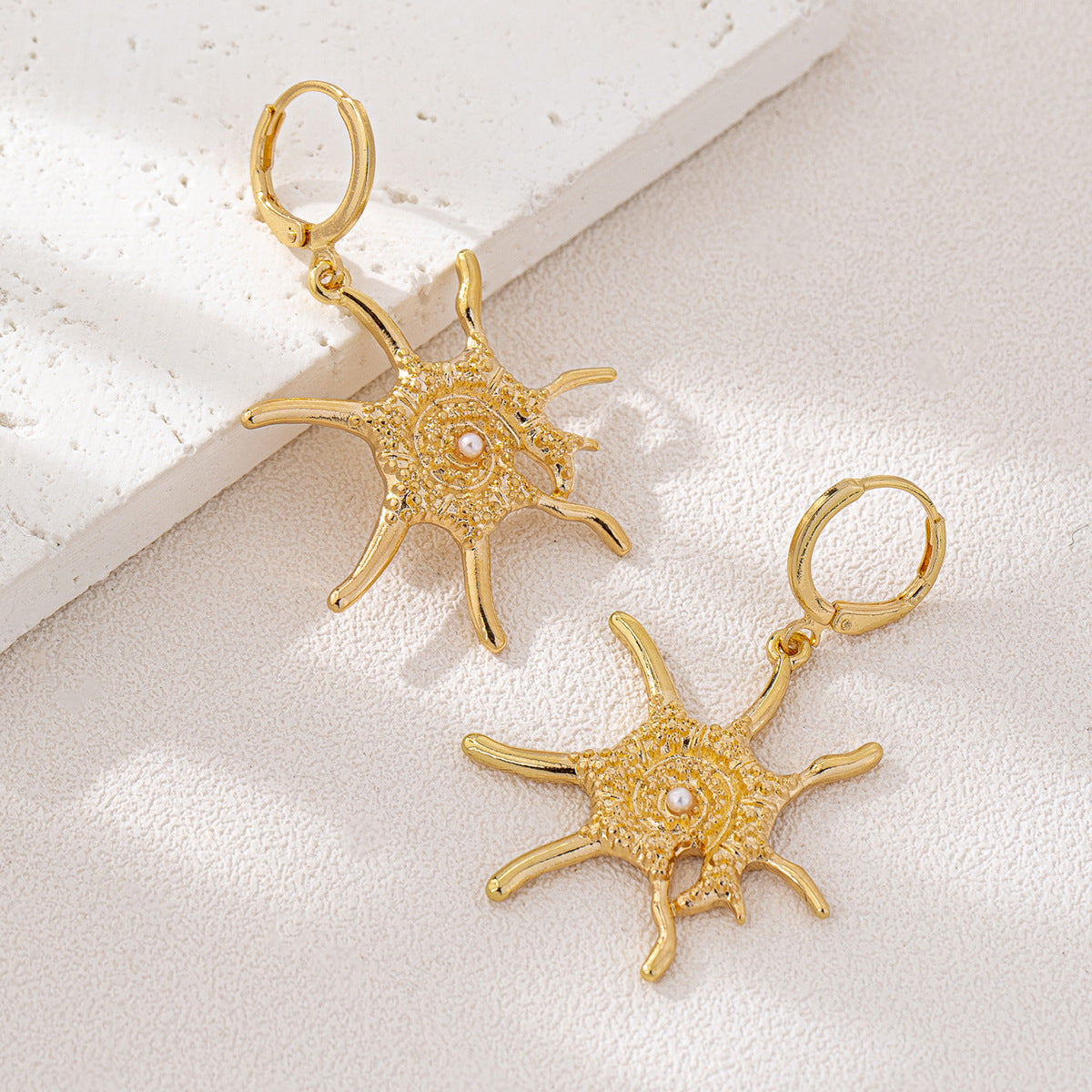 Planderful Vienna Verve Earrings – Ocean-Inspired Metal Starfish and Conch Design