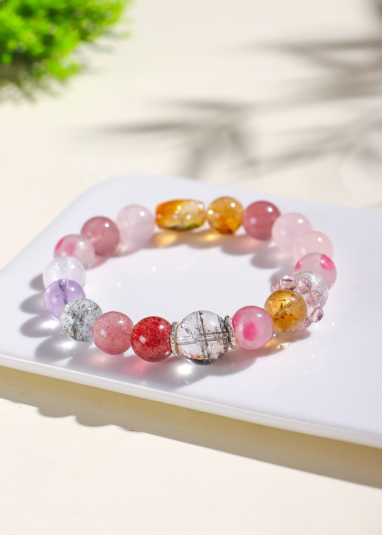 Planderful Fortune's Favor Bracelet – Fresh and Sweet Strawberry Crystal Design