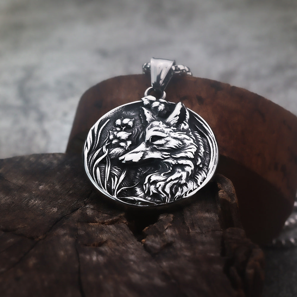 Europe and The United States Hot Selling Retro Wolf Head Pendant Jewelry for Men