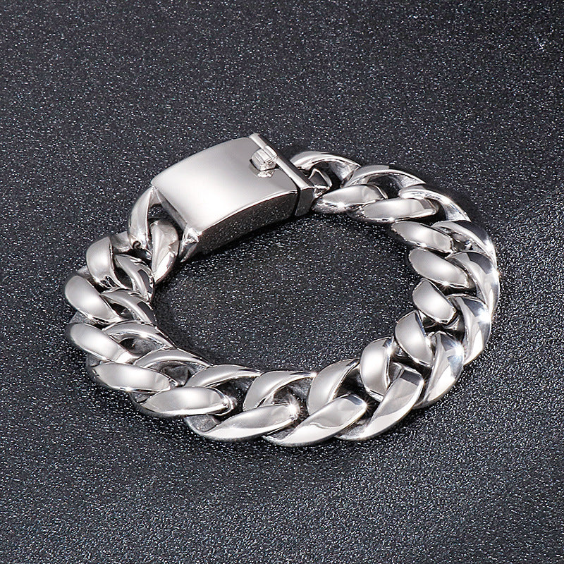 Snake Pattern Titanium Steel Men's Bracelet - Stylish and Customizable Design from Planderful Collection