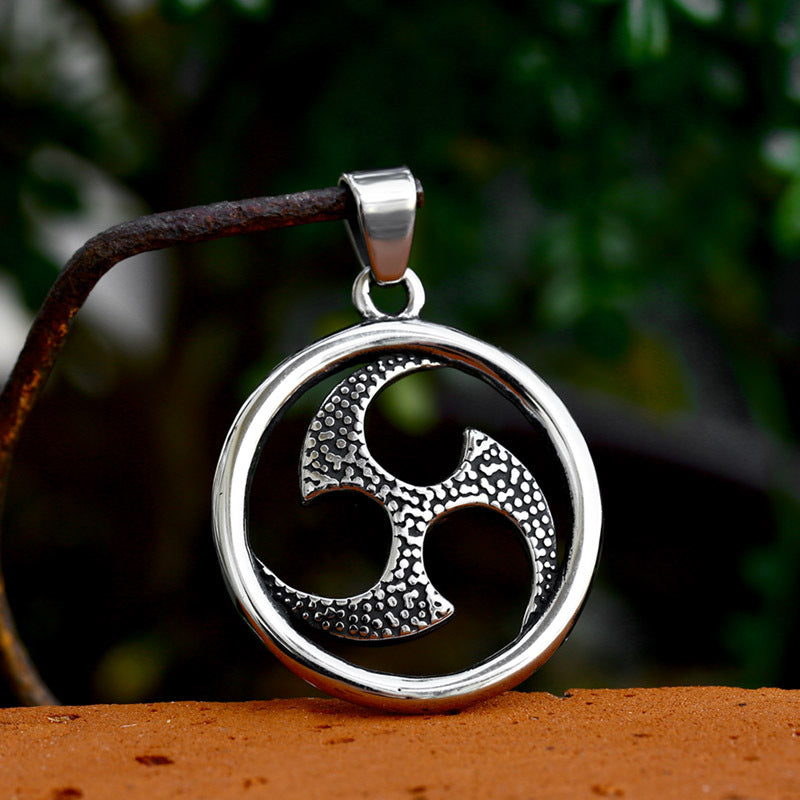 Retro Titanium Steel Windmill Tire Pendant - Trendy Men's Jewelry