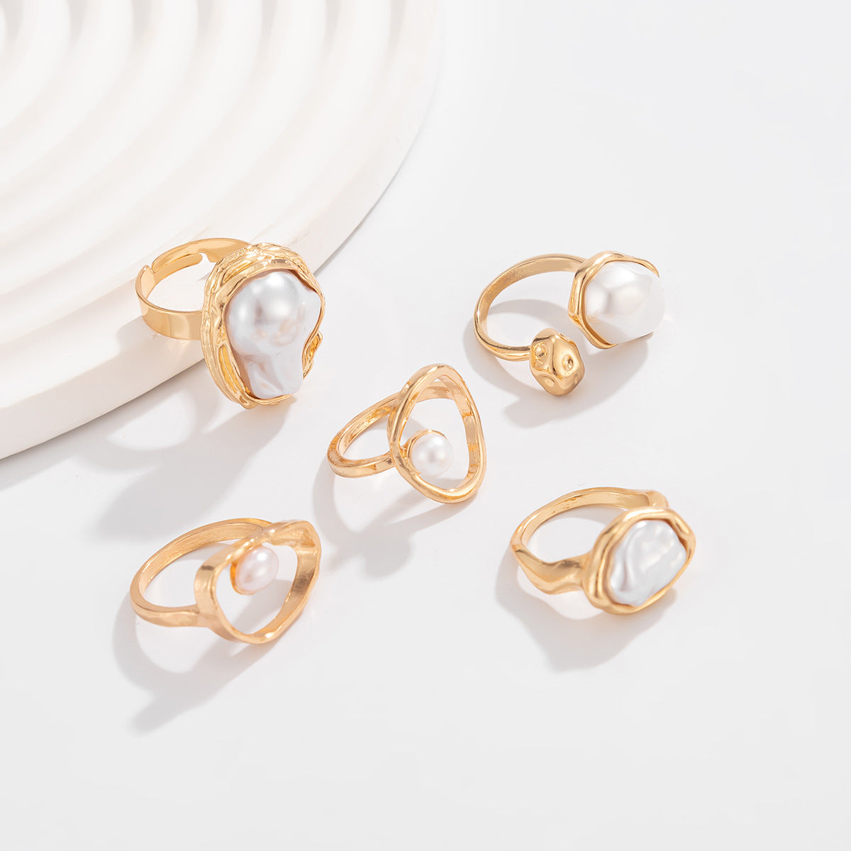 Planderful Imitation Pearl Ring Retro Baroque Statement Jewelry For Women Elegant Vintage Inspired