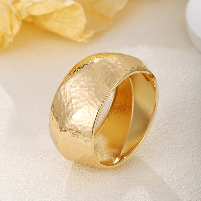 Planderful Vienna Verve Bracelet – Exaggerated Fashion Alloy Design