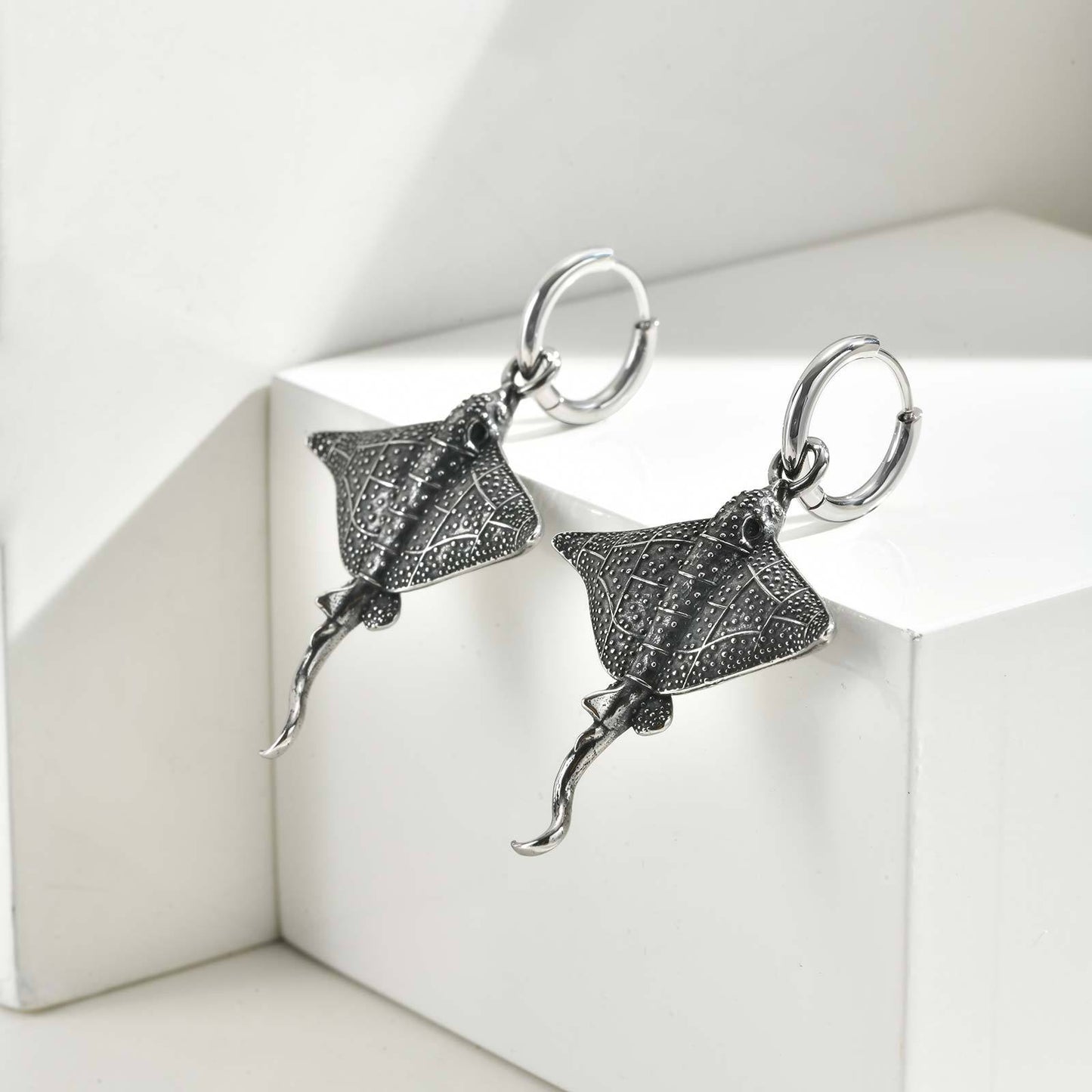 Planderful Mens Trendy Stainless Steel Devil Fish Earrings